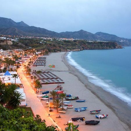 Appartement Reformado Con Vistas Al Mar à Nerja Extérieur photo